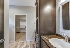 Master-bathroom-closet