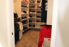 Master-Closet