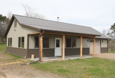 garage-cabin-log